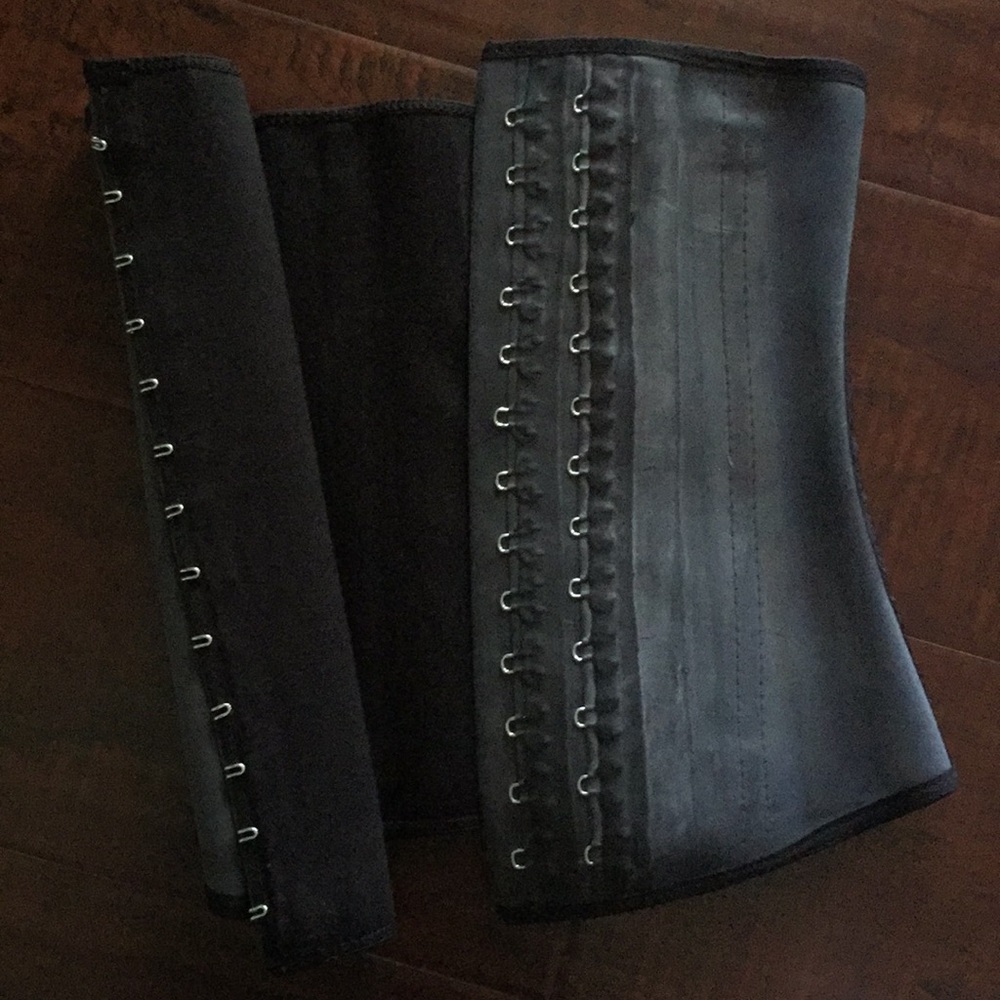 🖤 Ann Chery Latex WAIST TRAINER